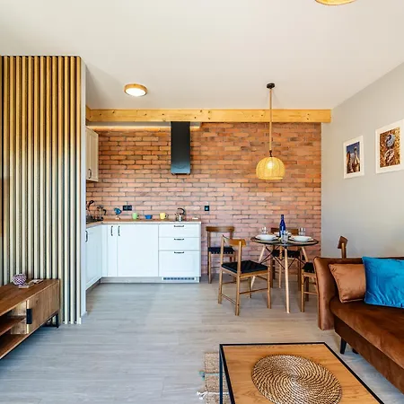 Pod Lasem * Łukęcin