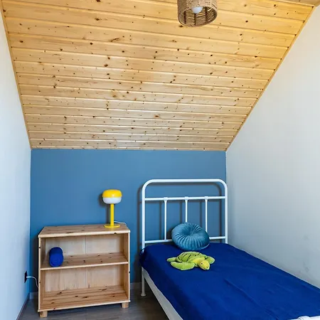 Pod Lasem Apartment Łukęcin