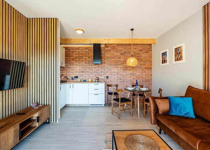 Pod Lasem * Łukęcin