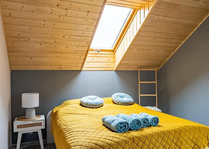 Pod Lasem Apartament Łukęcin